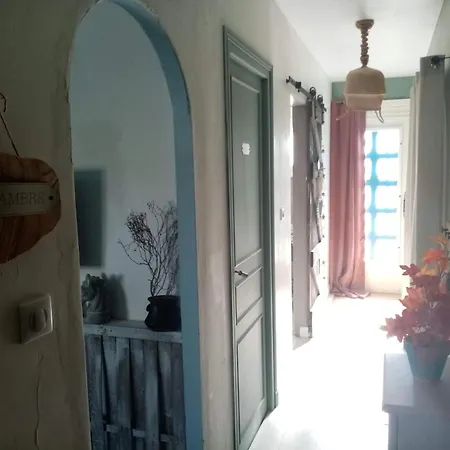 La Norelie לינה וארוחת בוקר