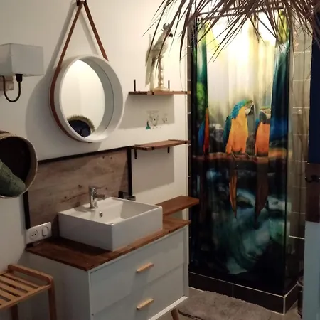 فندق مبيت وإفطار La Norelie Saint-Sulpice-de-Royan